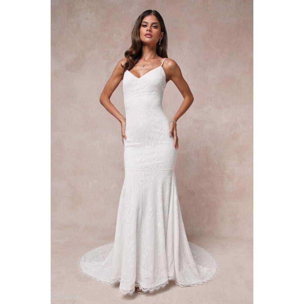 Lulus Flawless Extravagance White Lace Trumpet Hem Maxi Dress - Size M